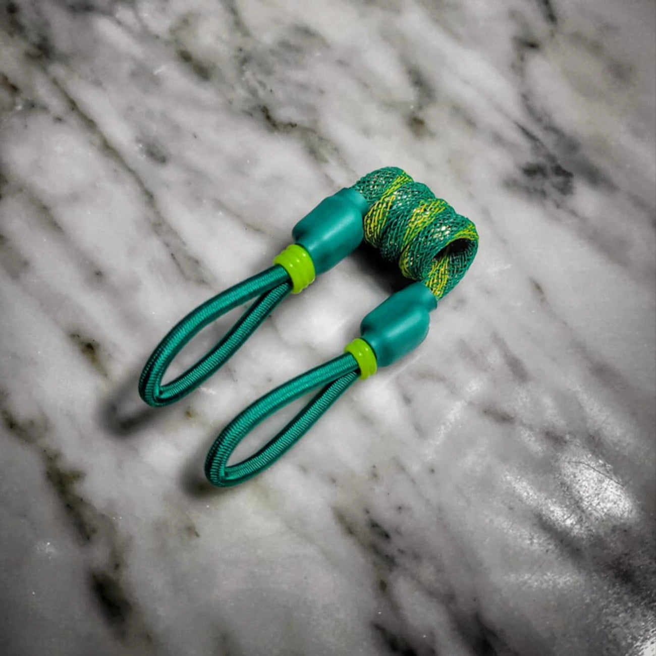 "Lifited UV" Multi-E-Rig Tuff Tether