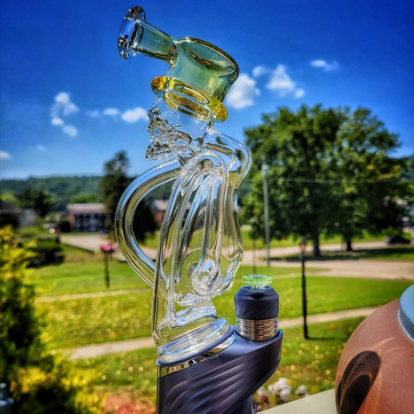 "Top Hat Skully #2" Puffco Recycler By Weil Glass