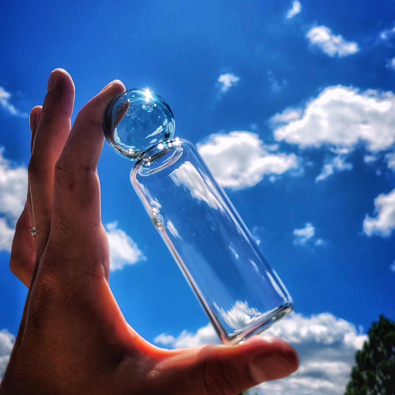 "Nemo Ball" Dr. Dabber Switch Go Dry Top By Alec Blows Glass