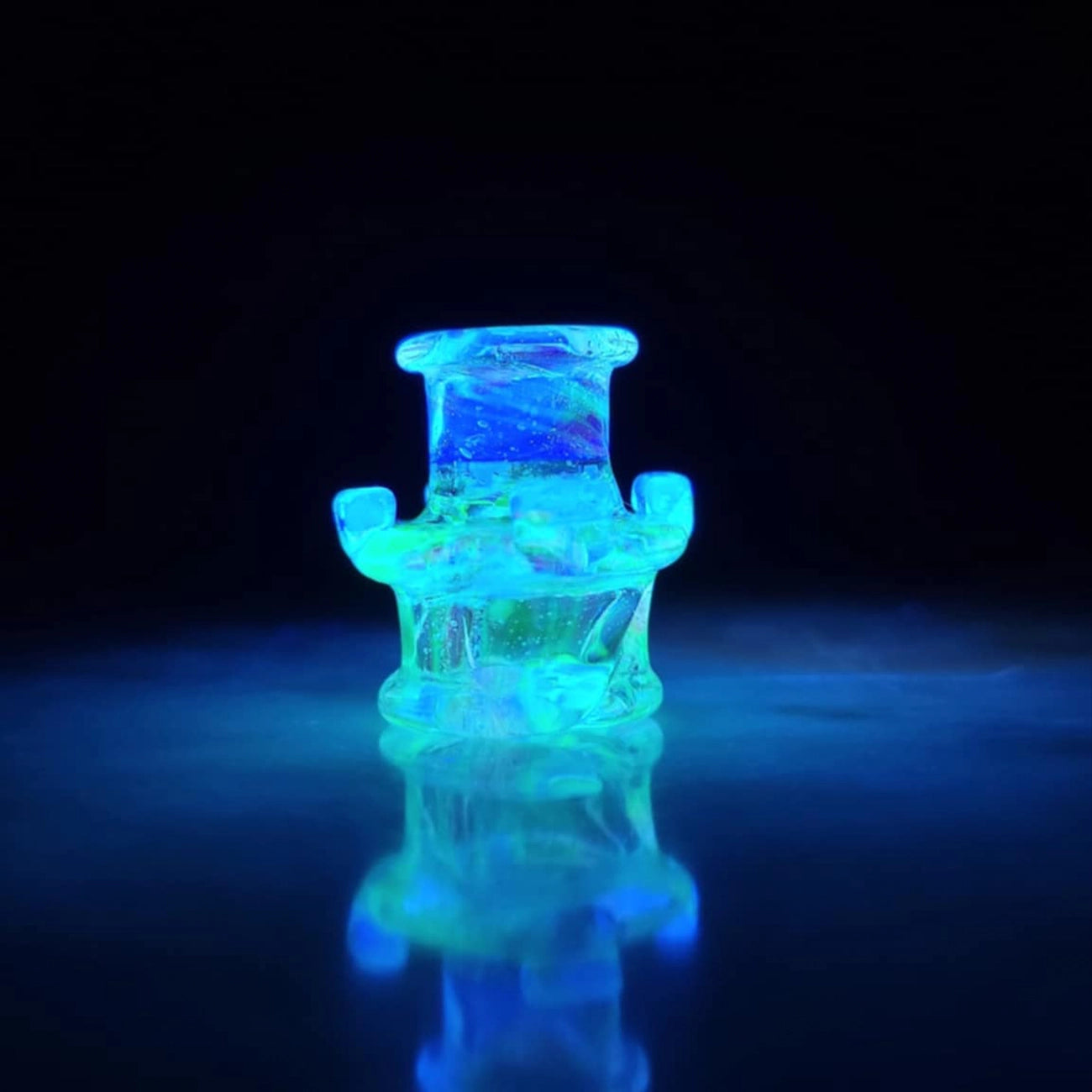 "UV Illumi Blue-V Rook" Puffco Pivot Tip By JEBB Glass