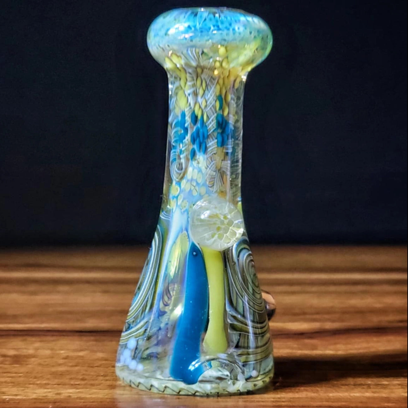 "UV Sunshine Blues Wigwag" Dry Puffco Attachment By Glass Berry Cupcake