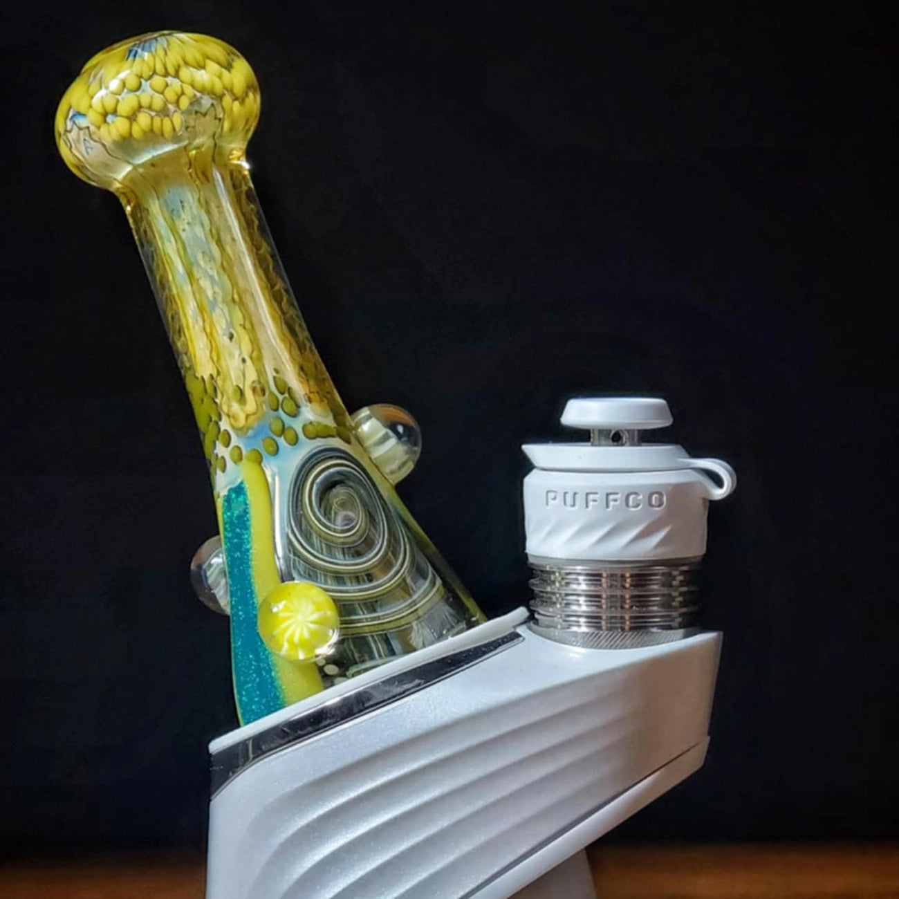 "UV Sunshine Wigwag" Dry Puffco Attachment By Glass Berry Cupcake