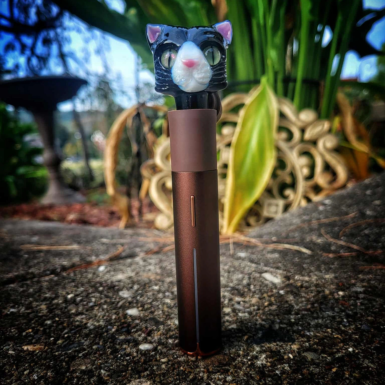 "Tuxedo Kitty" Puffco Pivot Tip By Nathan Belmont Glass