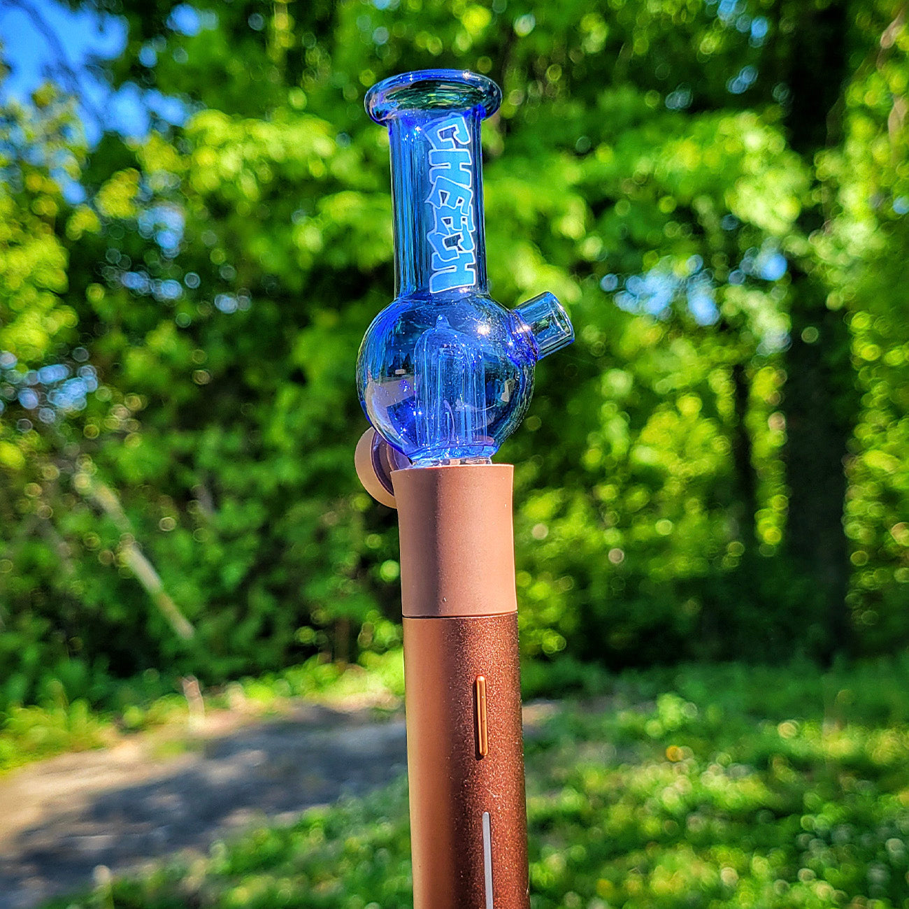 "Blue Playful Beaker" Pivot Tip By Cheech Glass