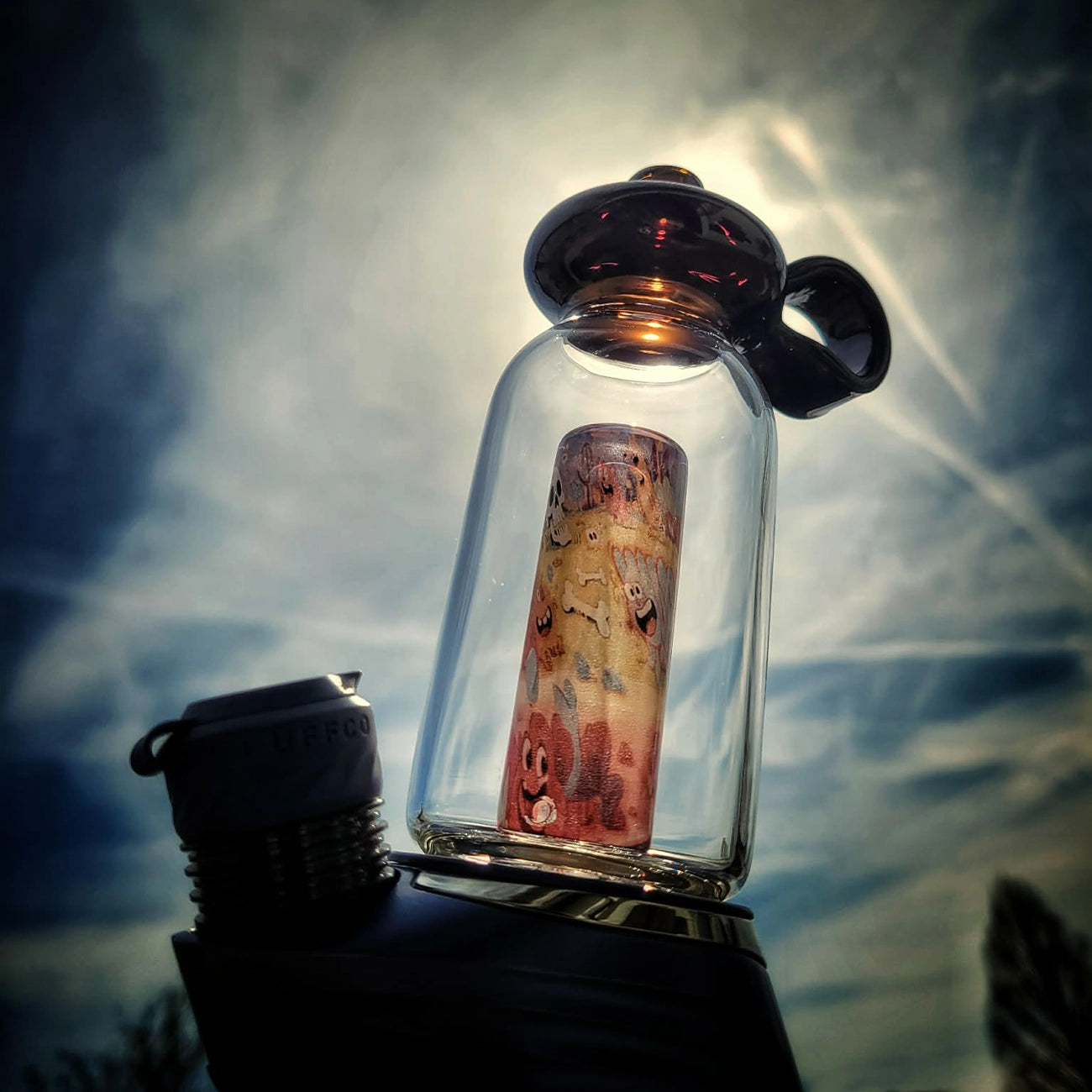 "Monster Water Bottle" Puffco Attachment