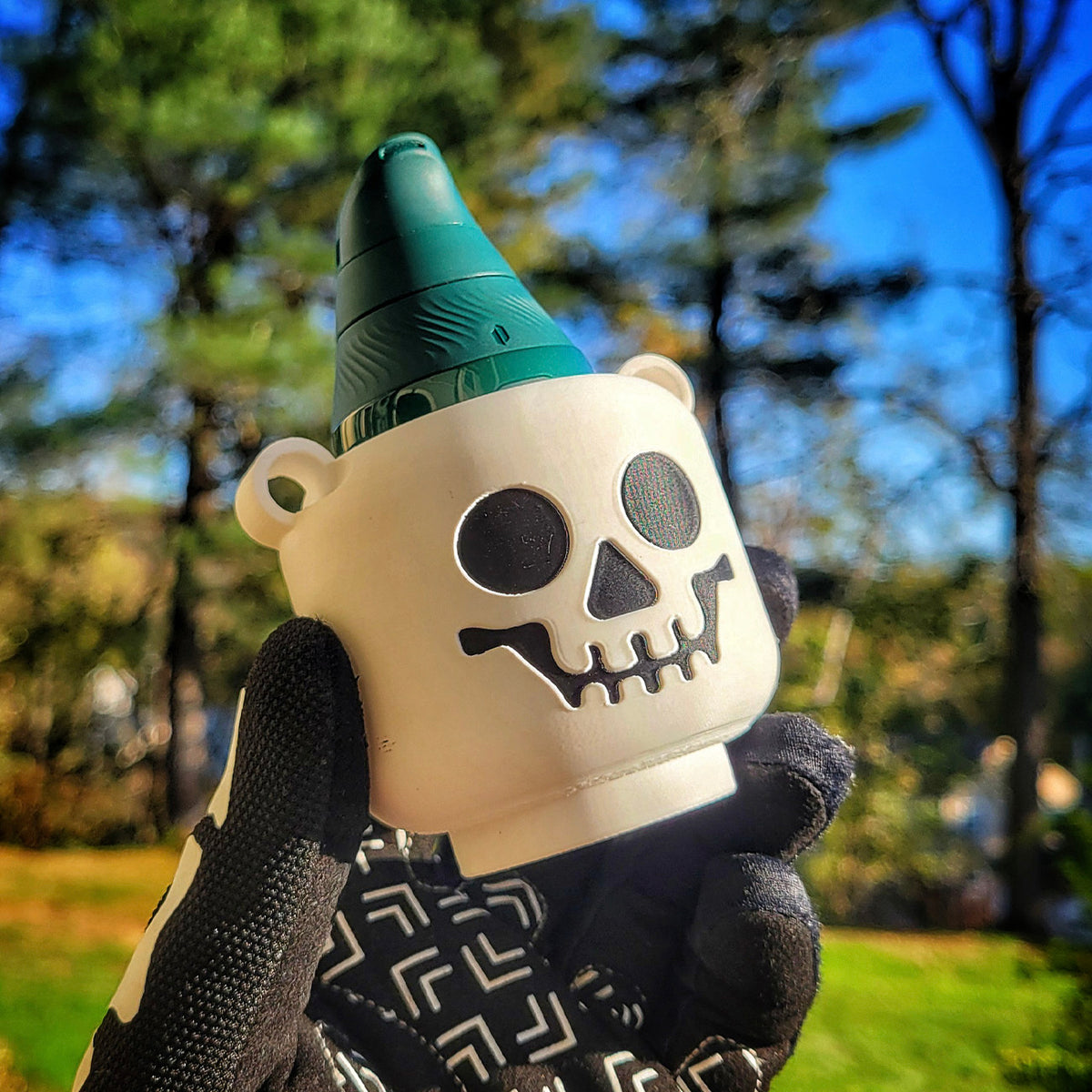 "Skeleton" Proxy Core Cover By Disqolodeon