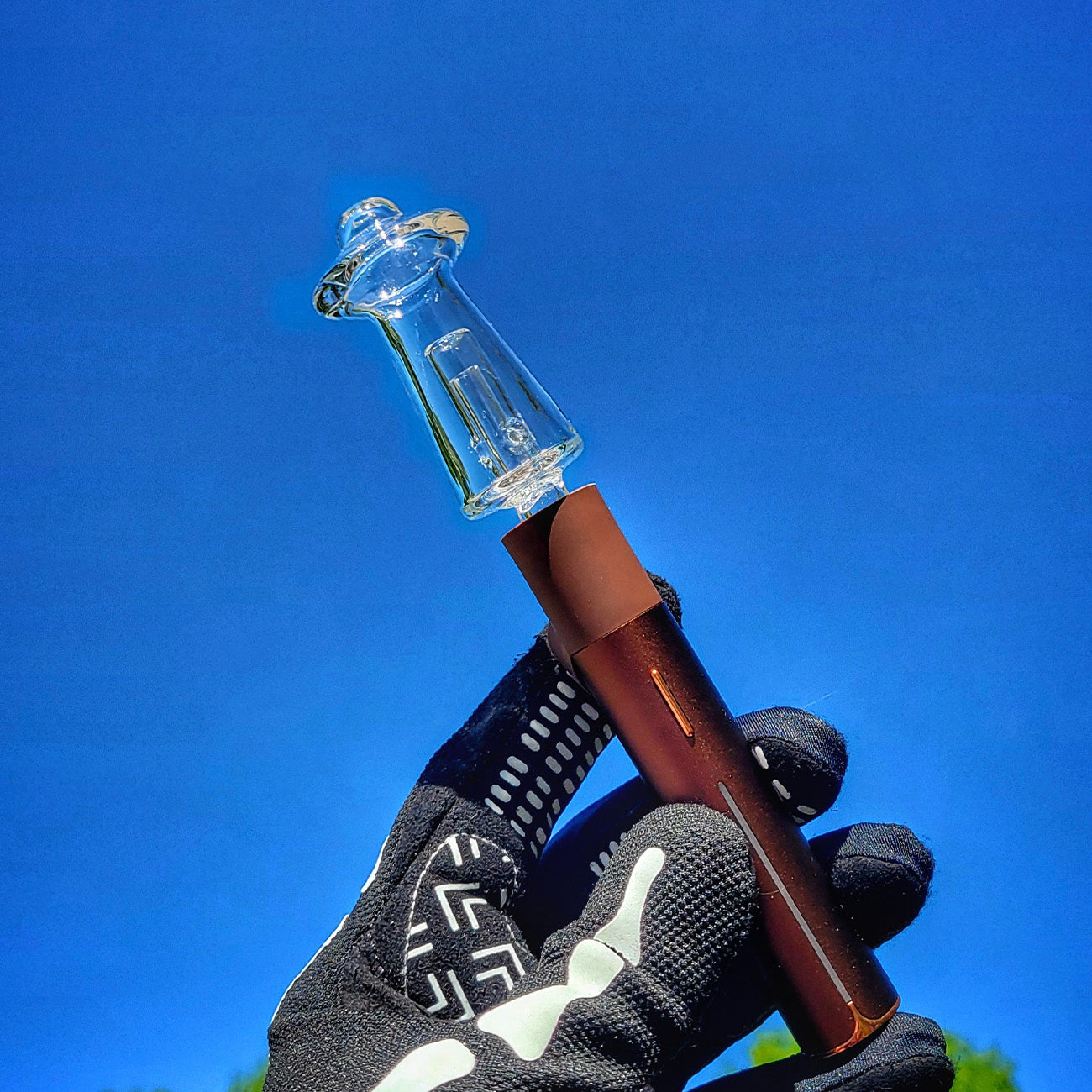 "UFO" Pivot Tip
